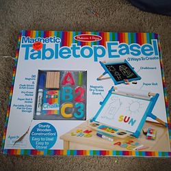  Tabletop Easel 