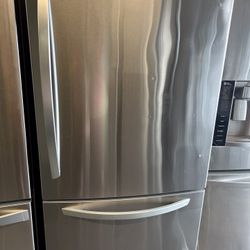 LG Bottom Freezer Refrigerator 