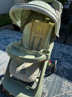 Graco Winnie Pooh stroller