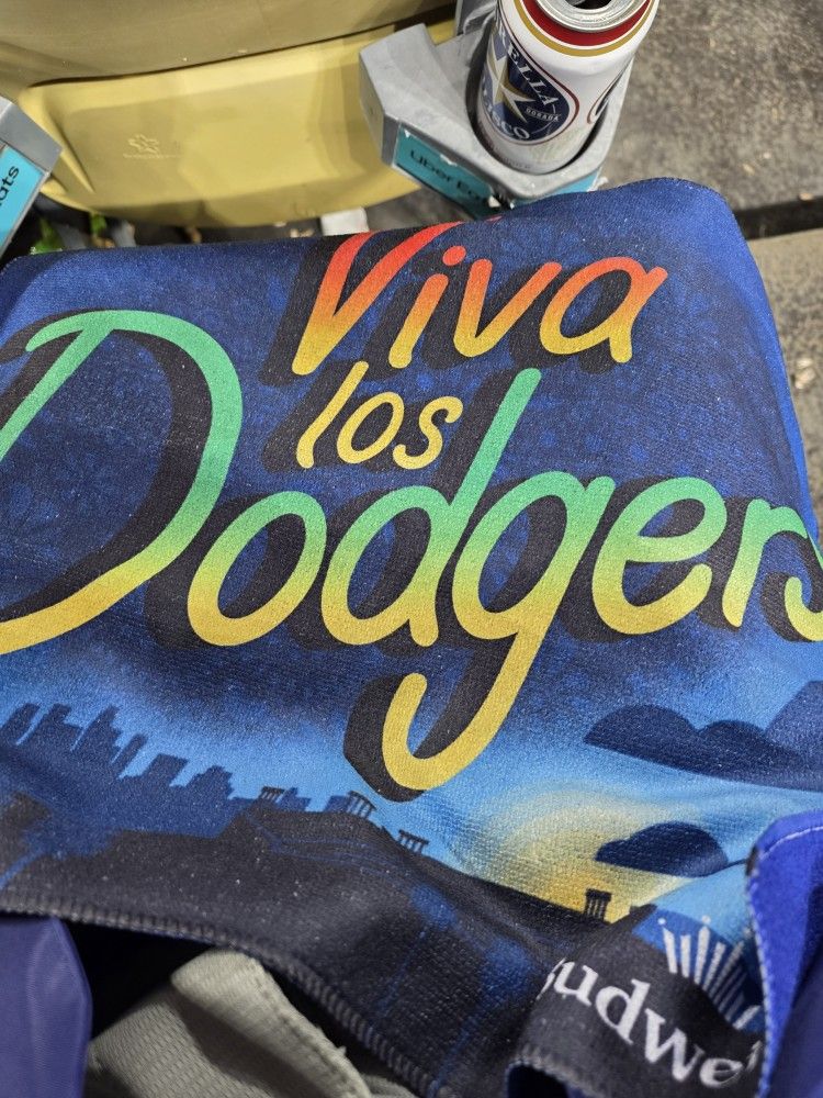 Dodgers Rally Towel Game 2