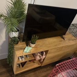 Small 50” Tv! 