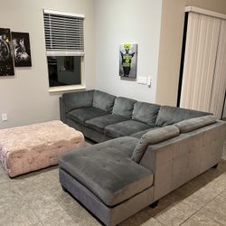 Big Sofa + Accent