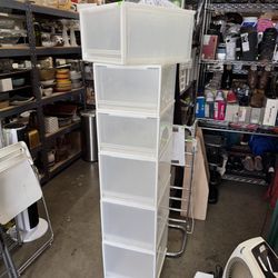 Set of 6 Stackable Plastic Drawers Good Condition