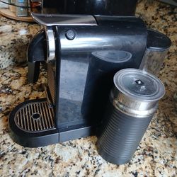 Nespresso Cappuccino Coffee Maker MILK FROTHER♡Works Perfectly 🌟 RETAIL COST $127 -- Sacrifice ONLY $50 -- Very Compact Fits Any Kitchen/Office Space