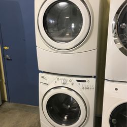 Whirlpool Washer And Gas Dryer Set 