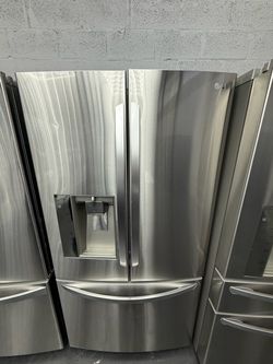 LG Counter Depth Refrigerator “36 ( Refrigeradores )