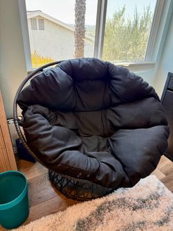 Black Papasan chair