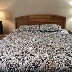 Bassett Malibu Oak Queen Bedroom Set