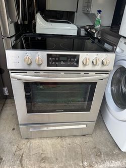 Stove Good condition everything works fine