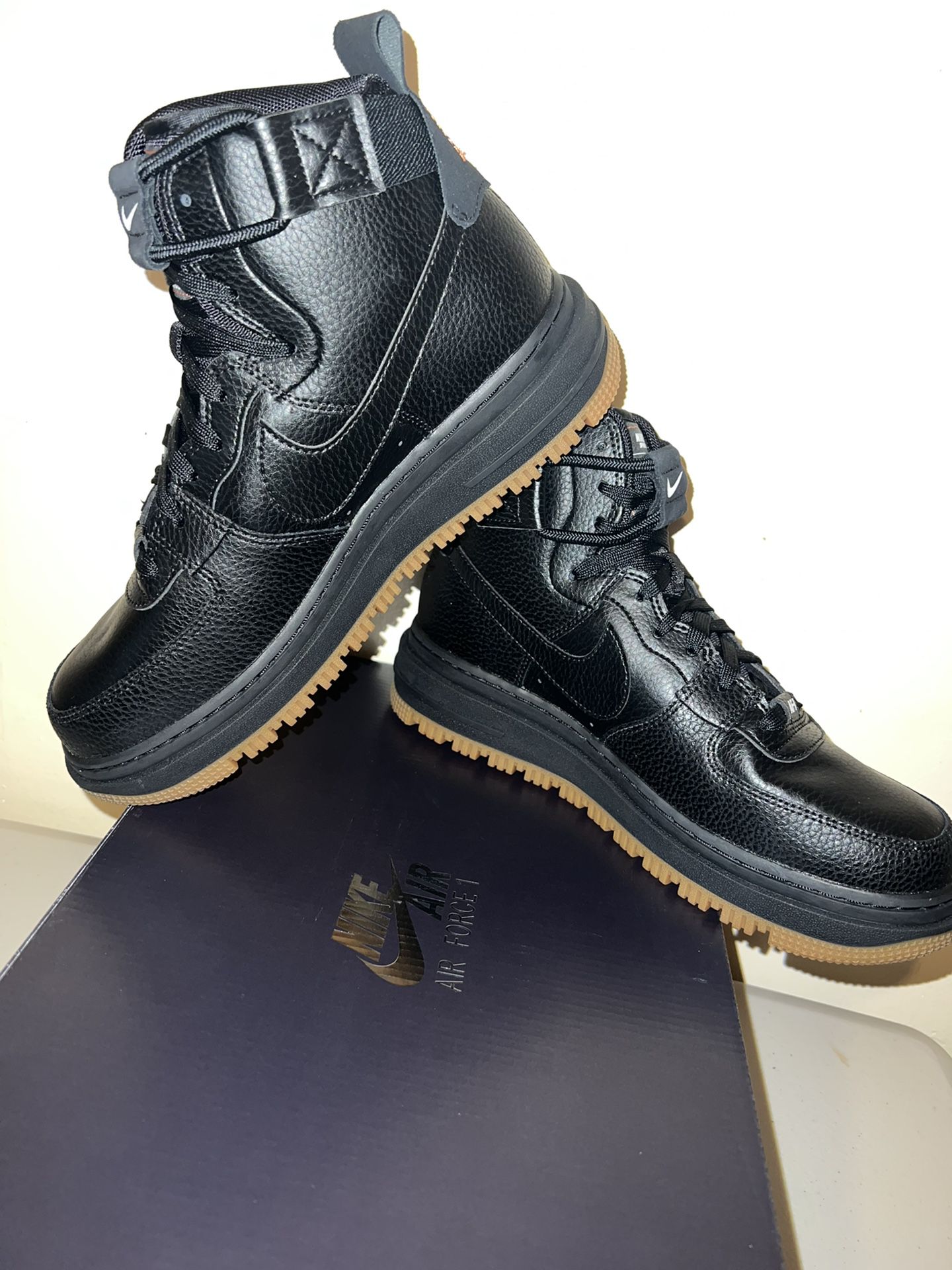  Women’s Air Force One boots 