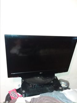 40 inch flat nd roku 2 remotes