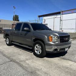 GMC Sierra