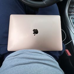 Mac Book Air 2021