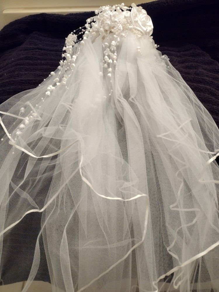 Wedding Dress & Headpiece