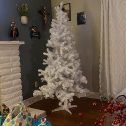 White Tree With Lights