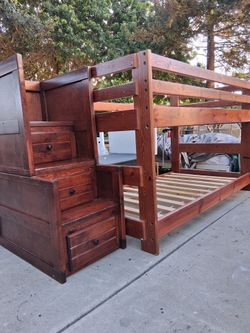 Vendo litera de madera twin