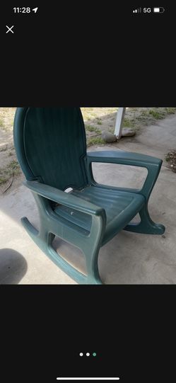 Lawn rocking chair