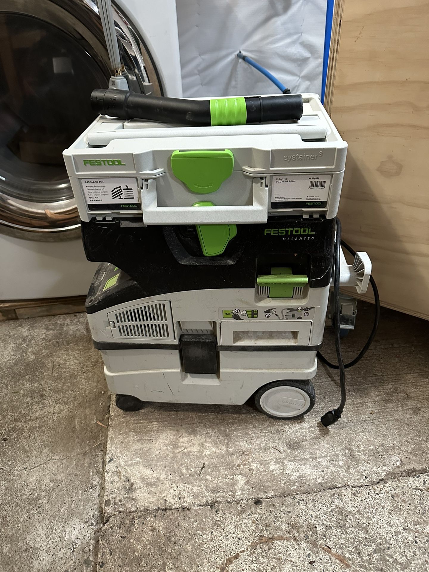Festool CT MIDI I HEPA Vacuum + Hose + Attachments – $200 (Rainier, WA)