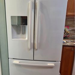 White French Door Refrigerator 