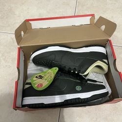 Nike Dunk Low LX Avocado