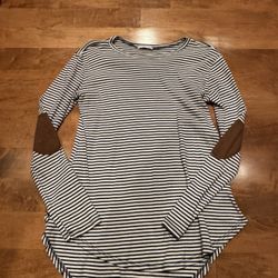 Woman’s Cherish Elbow Patch Top Shipping Available 