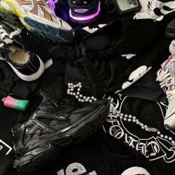 MENS CLOTHING VENDOR 