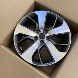 Genuine OEM 52910-D4330 Aluminum Wheel / 52910D4330 for Kia Optima 16-18