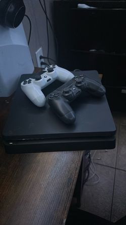 PS4 slim