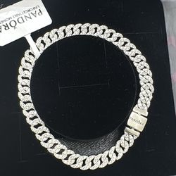 Pandora bracelet size 7.1in