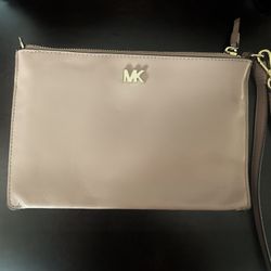 Mk Wrist Purse! $20.00