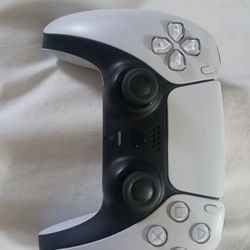 PS5 controller
