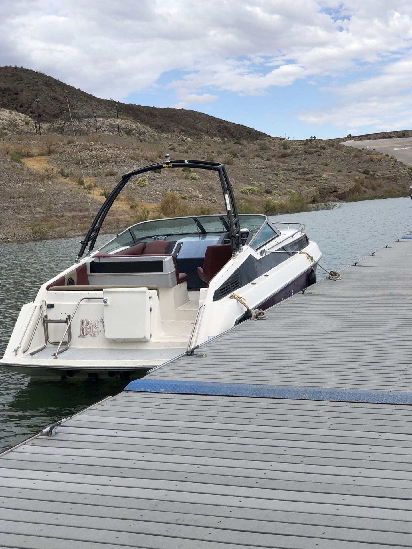 89 Chaparral laser 32 , sold the truck for Sale in Las Vegas, NV OfferUp