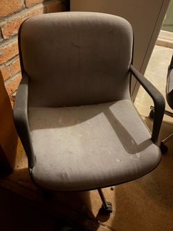 2 Free chairs