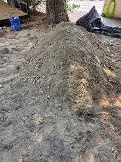 Free fill dirt