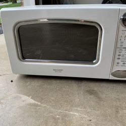 Sharp Carousel Microwave