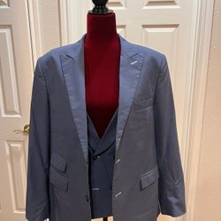 Suit 3 Piece Blue 42R