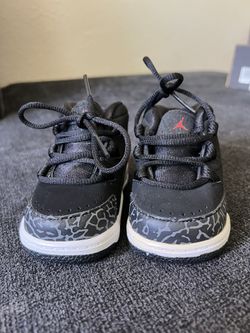 Jordan Deluxe BT Black gym Red Dark Grey White 