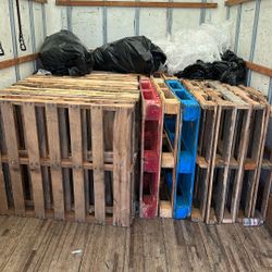 Pallets Free 