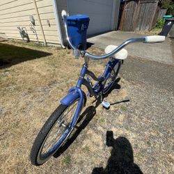 Like New Bike With Tire Pump