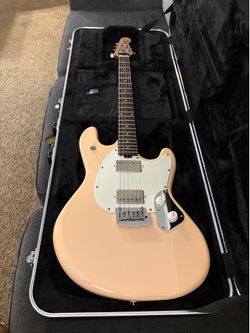Sterling Stingray SR50 and case