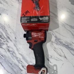 Milwaukee M18 Fuel Impact Drill 