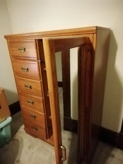 Dresser