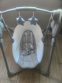 Graco baby swing