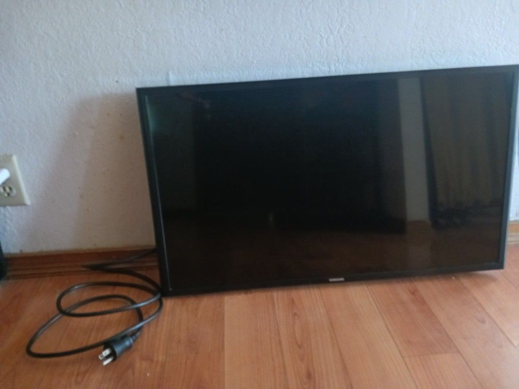 HD Smart TV 31 inch