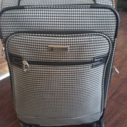 ******London Fog Oxford Expandable****** Blk N White