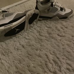 Jordan 4 Military Black