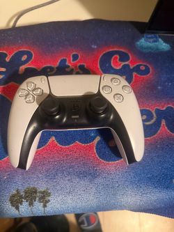 PlayStation 5 controller