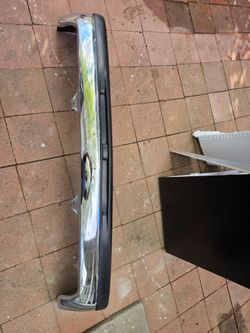 Tahoe / silverado front bumper