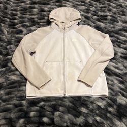 Medium Grey Nike Tech 