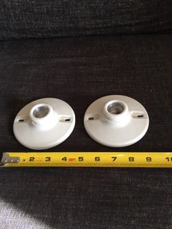 Outdoor light fixtures